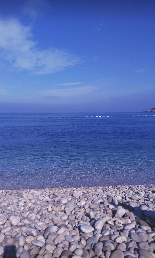 Apartmani Ljubica Utjeha Εξωτερικό φωτογραφία