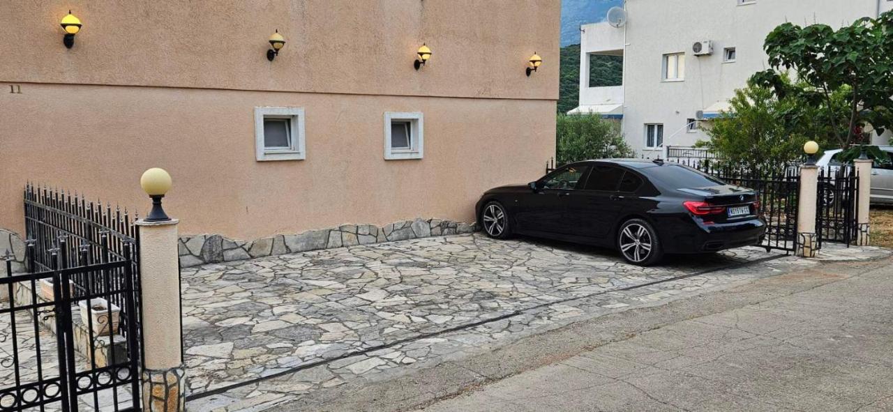 Apartmani Ljubica Utjeha Εξωτερικό φωτογραφία