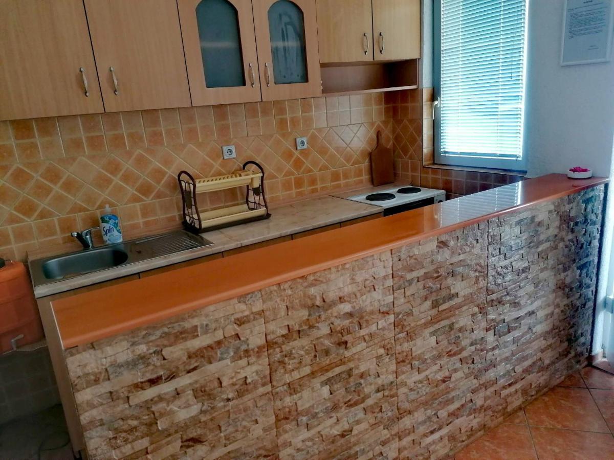 Apartmani Ljubica Utjeha Εξωτερικό φωτογραφία