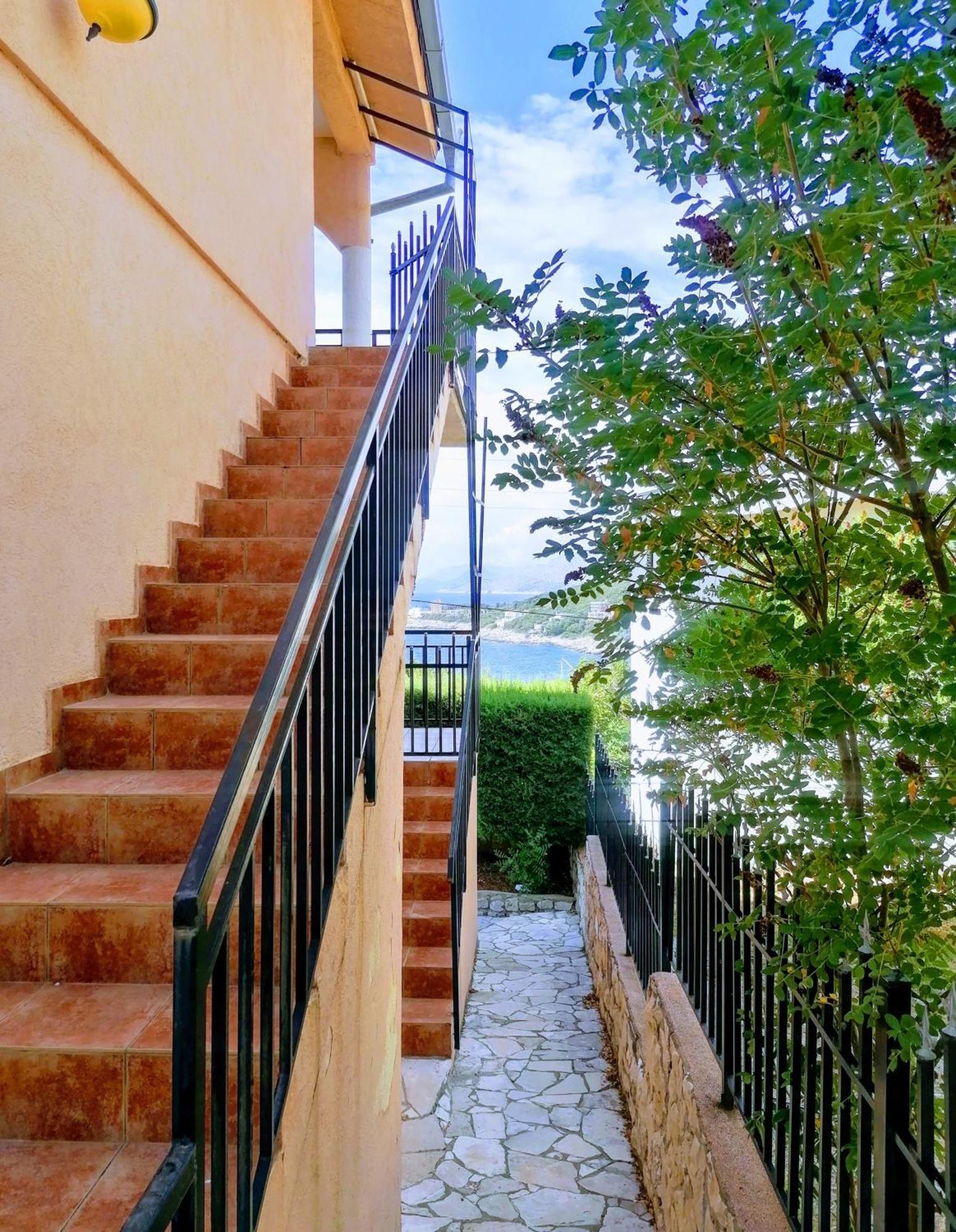 Apartmani Ljubica Utjeha Εξωτερικό φωτογραφία